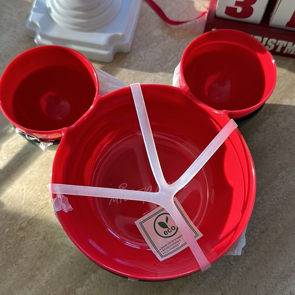 Disney 2-Piece Mickey Mouse Eco Bamboo Food Dish - Picture 2 of 5